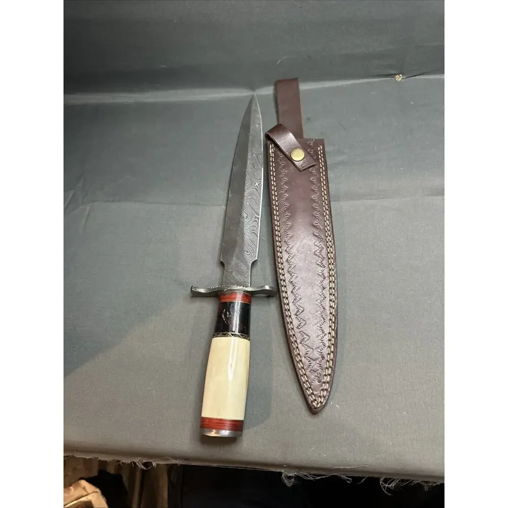 BEAUTIFUL CUSTOM DAMASCUS COLLECTIBLE DAGGER KNIFE MILITARY WORK + LEATHER SHEAT